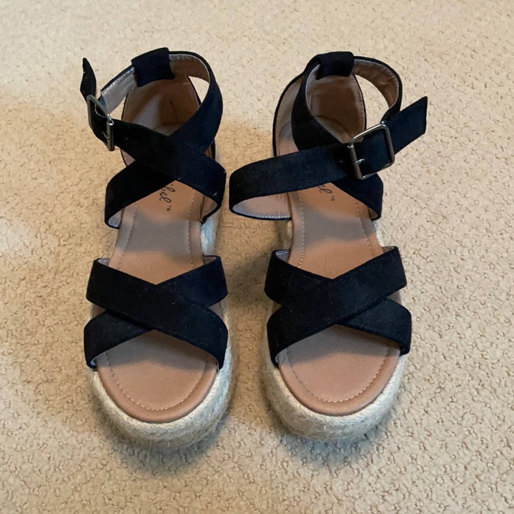 Black Platform Sandals 6.5